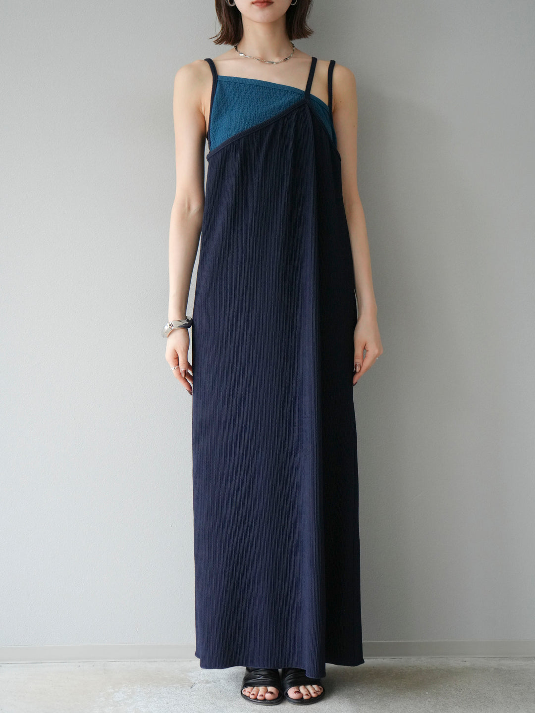 [予約]バイカラーレイヤードキャミワンピース/ネイビー