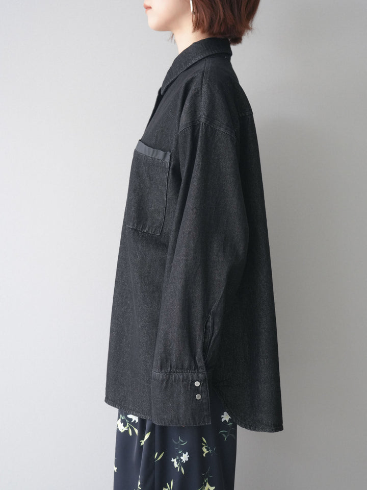 [予約]ポイントレザーオーバーデニムシャツ/black