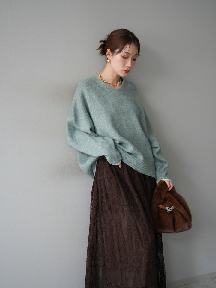 【預購】V領撞色袖針織套頭衫/薄荷綠