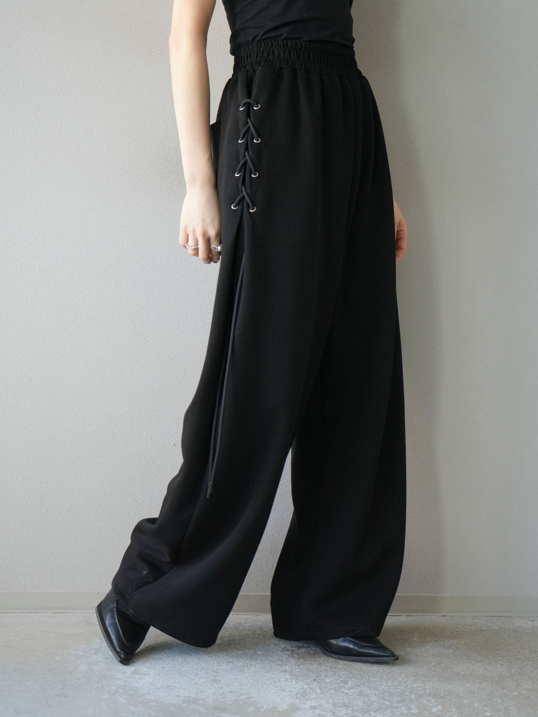 [予約]サイドレースアップスウェットワイドパンツ/ブラック
