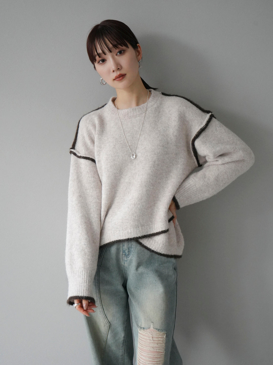 [預訂] 色彩協調針織套頭衫/象牙色