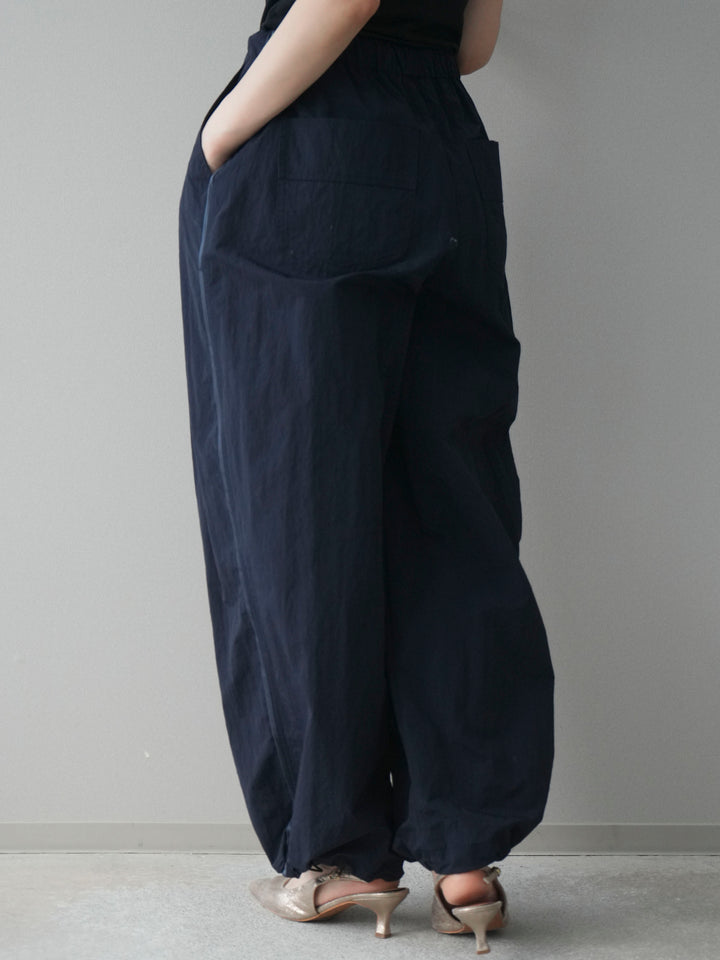 [予約]ドロストサイドラインナイロンパンツ/black