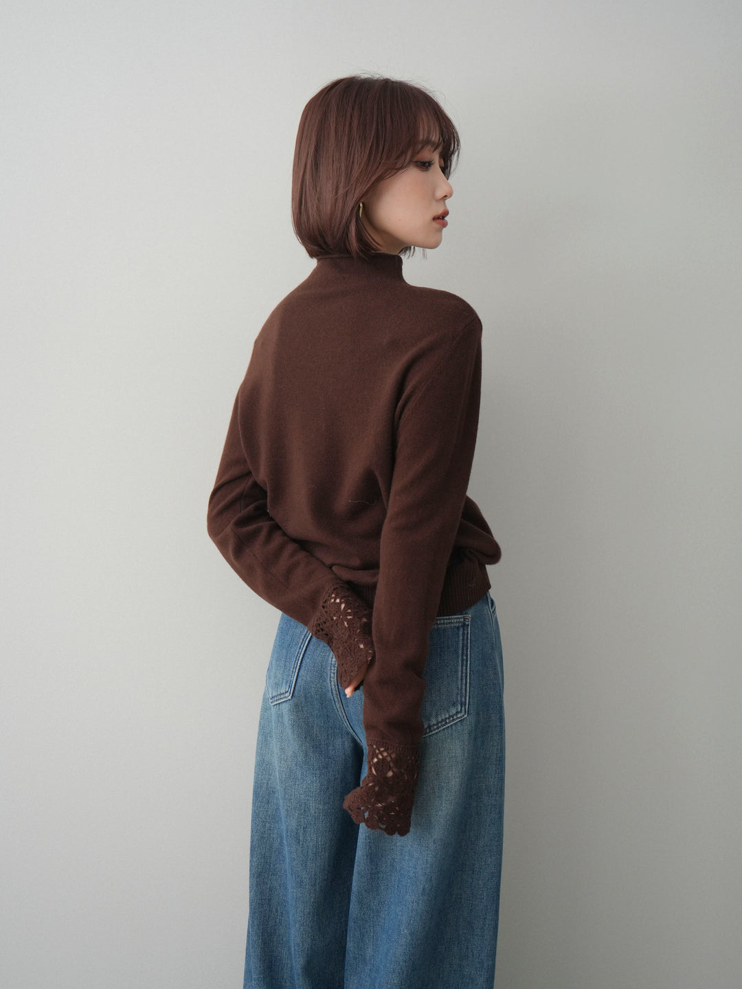 [予約]袖スカラップレースフロントボタンウールニットトップス/brown
