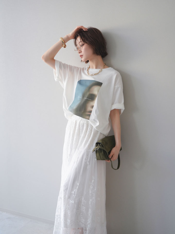 [SET]ブラーアートフォトTシャツ+シアーレースマキシスカート(2set)