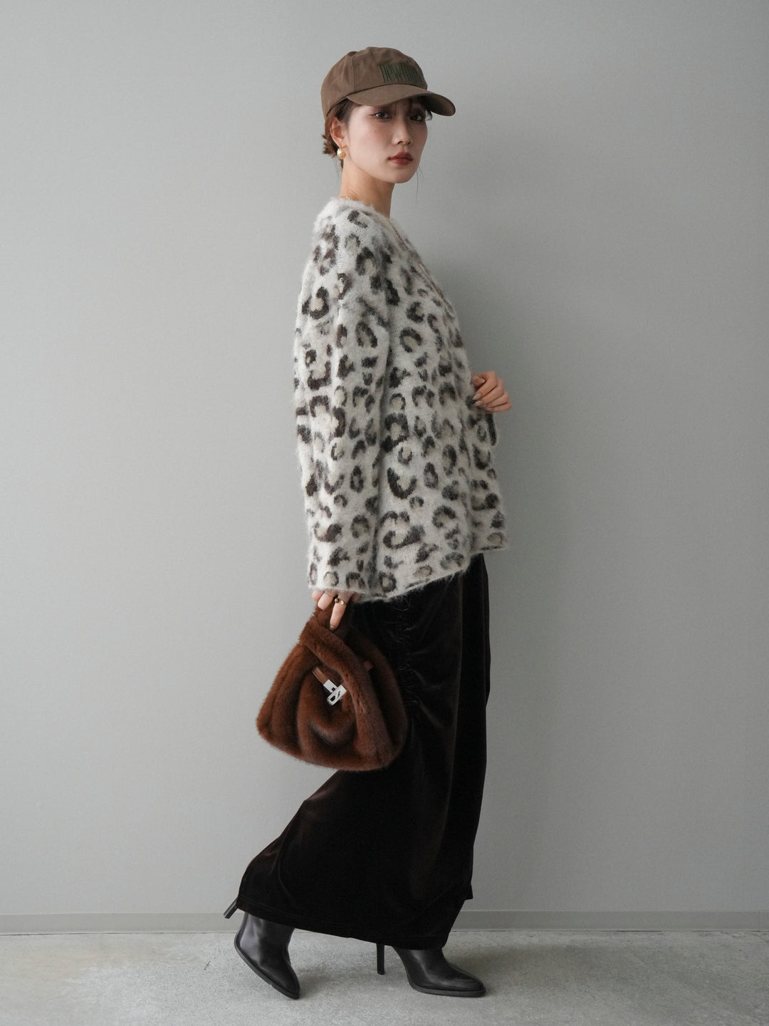 [SET]レオパードシャギーニットプルオーバー+ギャザーベロアスカート(2set)