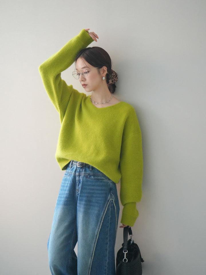 [SET]シュシュ付きアンゴラタッチVネックニットプルオーバー+サイドフリンジワイドデニムパンツ(2set)