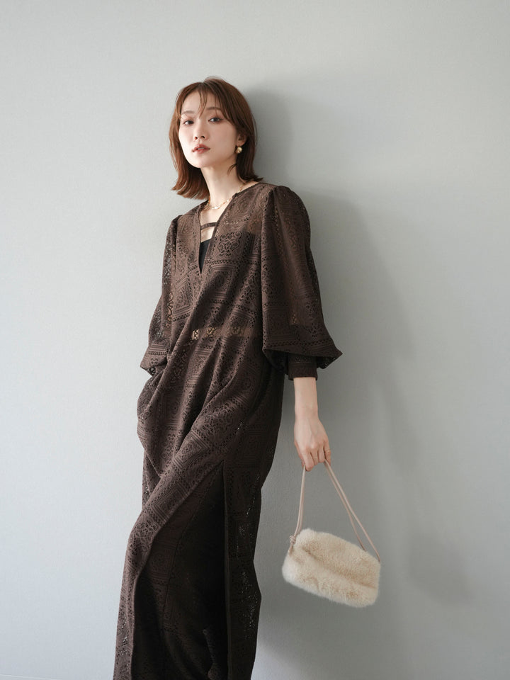 【套裝】塊蕾絲捲袖洋裝+塊蕾絲寬褲（2套）