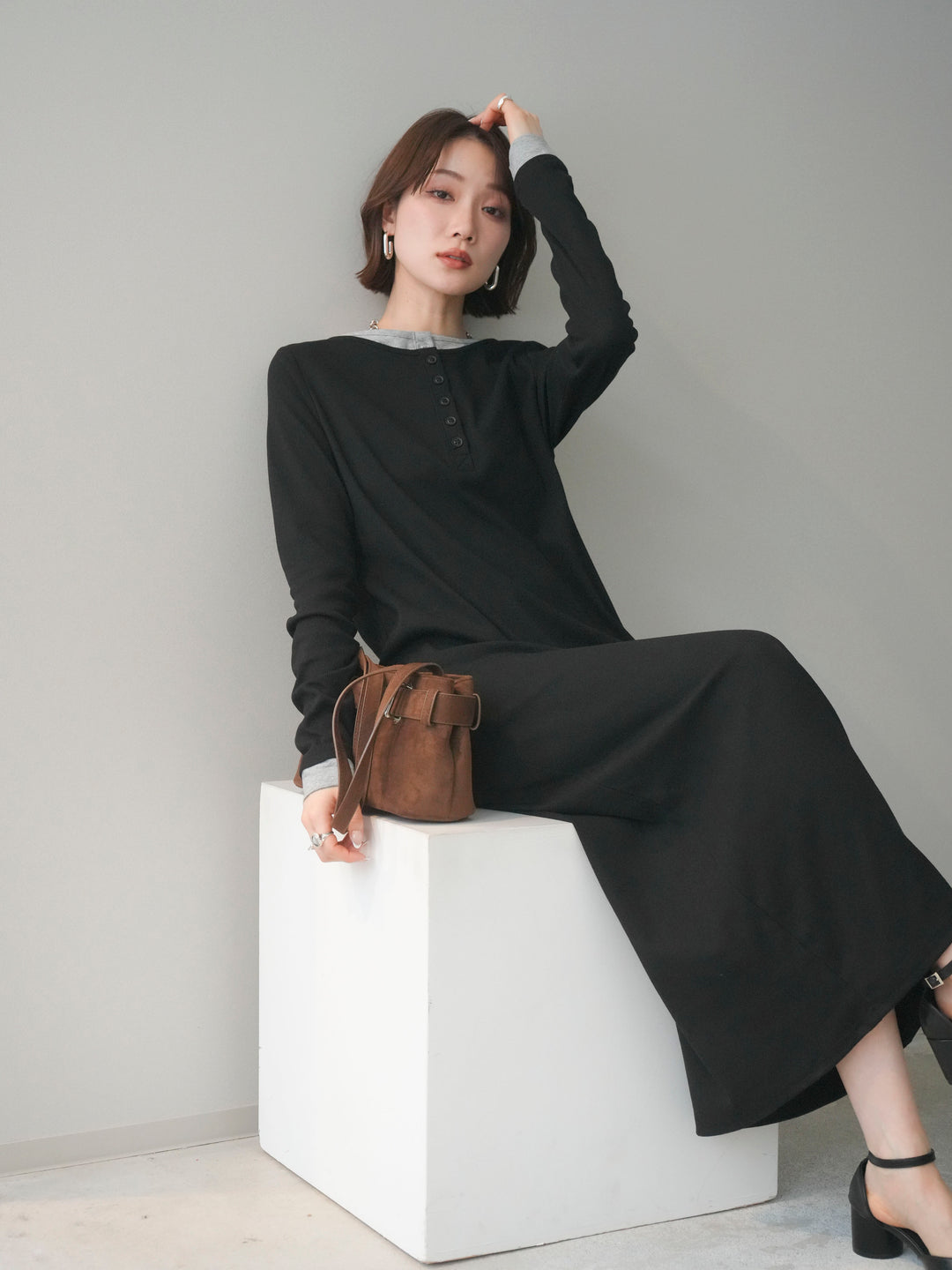 [予約]配色レイヤードヘンリーネックカットリブワンピース/black