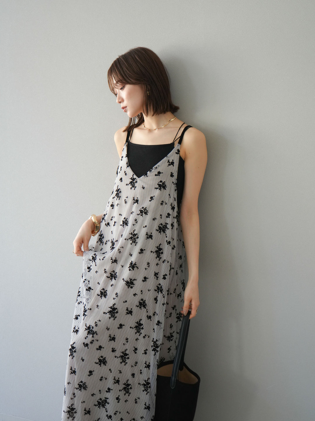 [SET]フロッキーチュールレイヤードベロアキャミワンピース+カップ付きバッククロスキャミソール(2set)