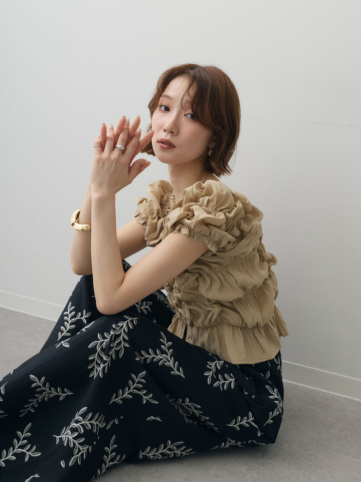 [予約]半袖シャーリングフリルブラウス/beige