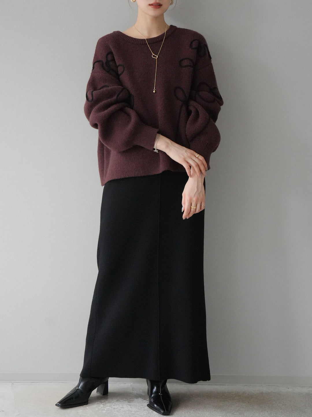 [予約]コード刺繍ルーズニットプルオーバー/ブラウン