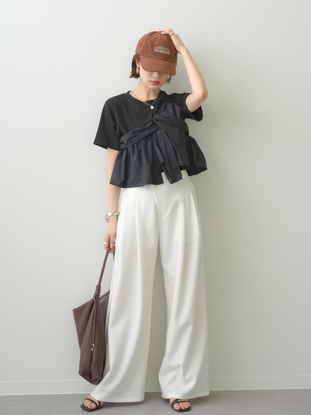 [SET]ナイロンドッキングツイストTEE +アシンメトリーベルトタックワイドパンツ(2set)