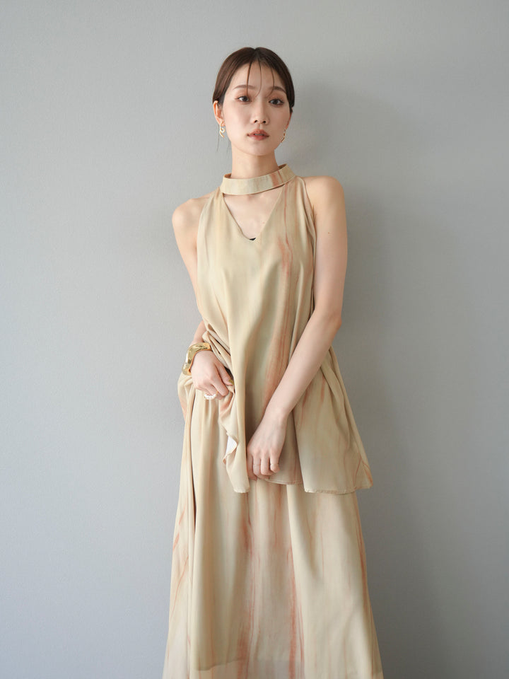 [SET] 細膩花紋V領襯衫＆喇叭裙（2套）