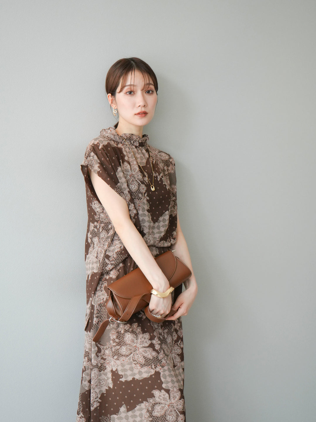 [SET] 花朵圖案法式袖襯衫 + 花朵圖案喇叭裙 (2 套)