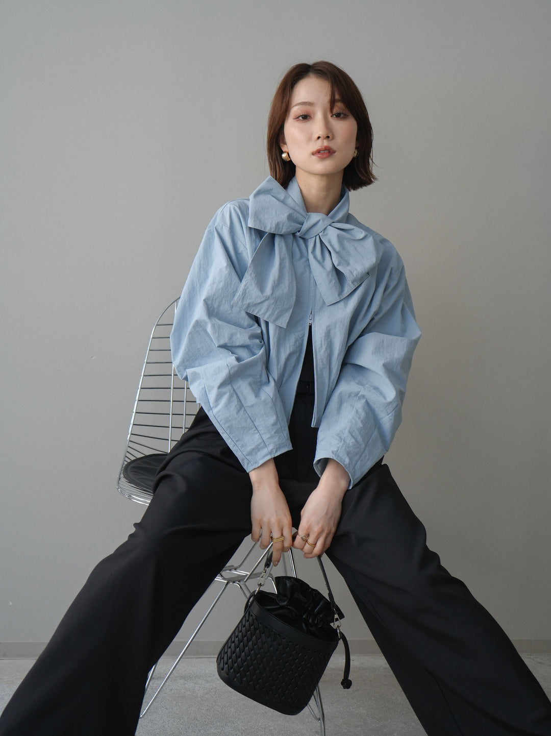 [SET]ボウタイ裾プリーツライトジャケット+ベルト付キーホルダーモチーフワイドパンツ(2set)