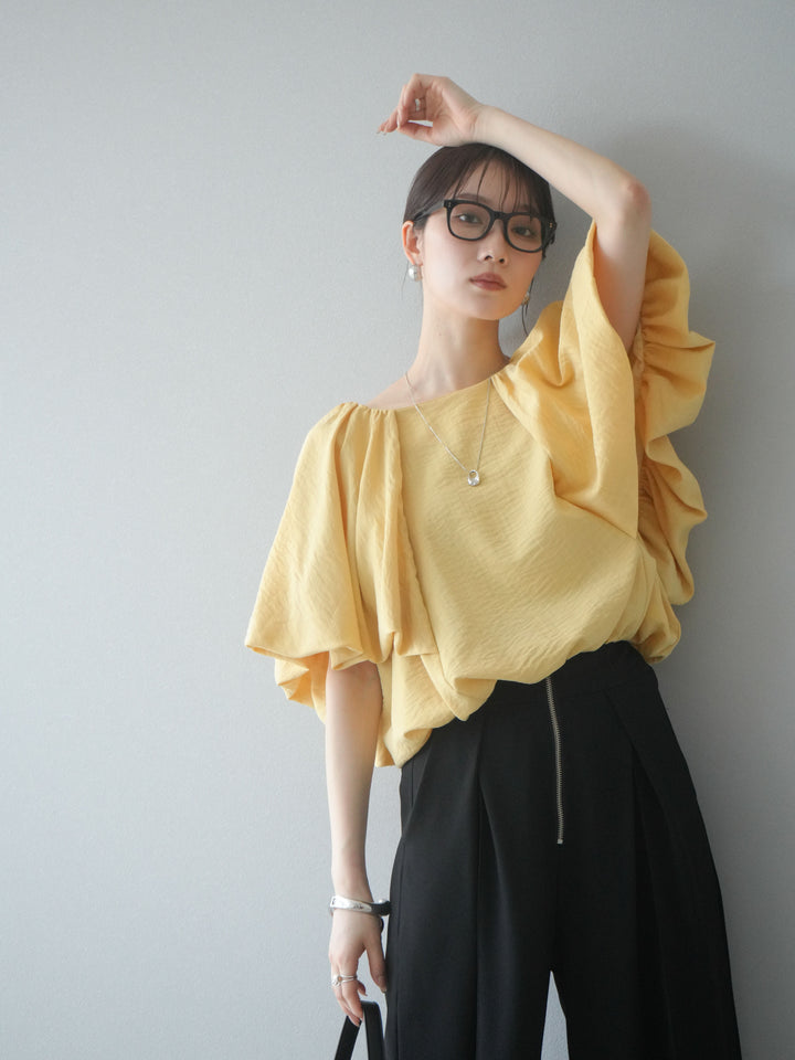 [SET] 燈籠袖褶襉設計上衣 + 拉鍊褶襉寬褲 (2 套)