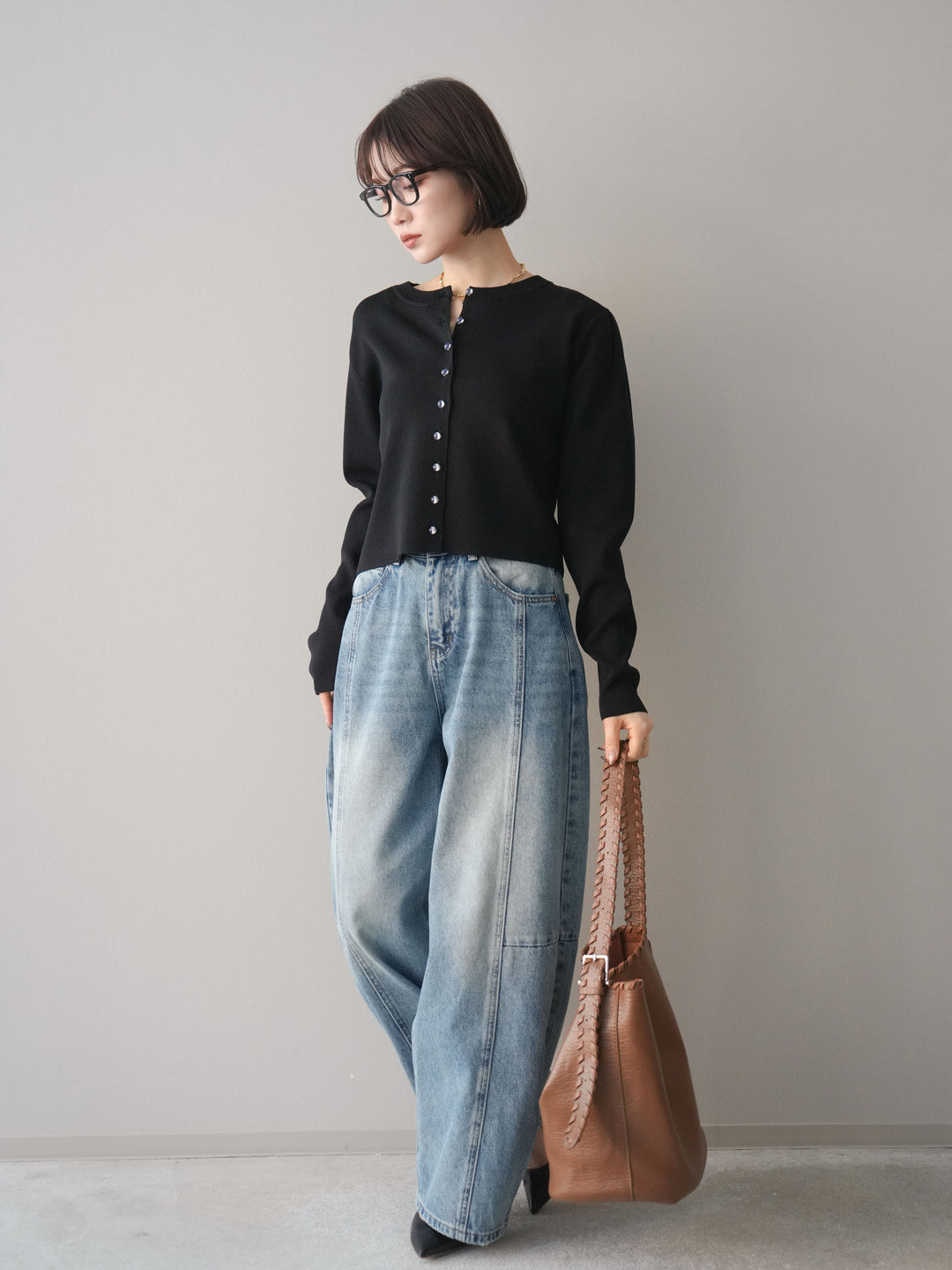 [予約]クリアボタンタックニットカーディガン/black