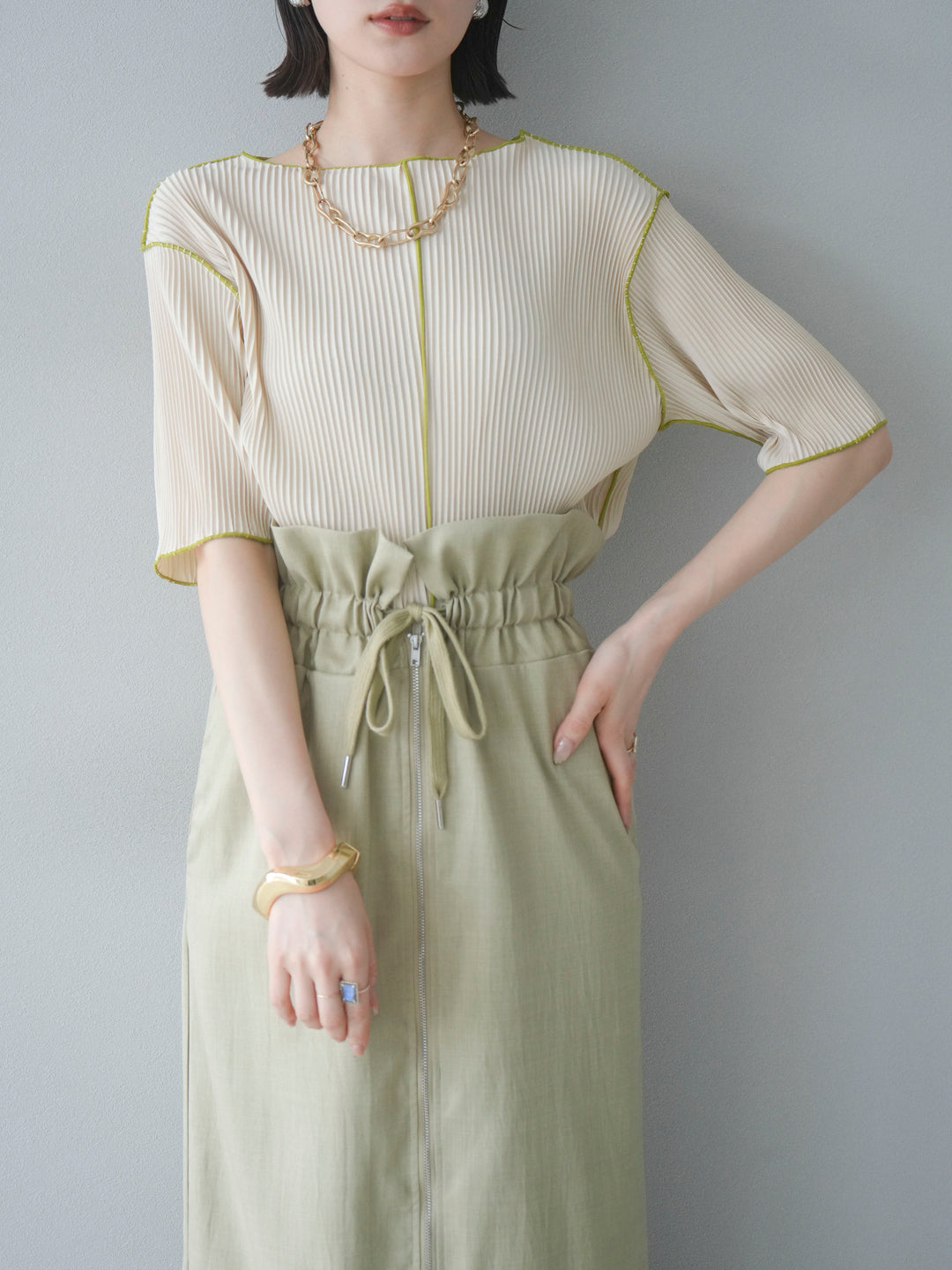 【SET】配色褶皺半袖上衣 + 配色褶皺半袖上衣 (2 件套)