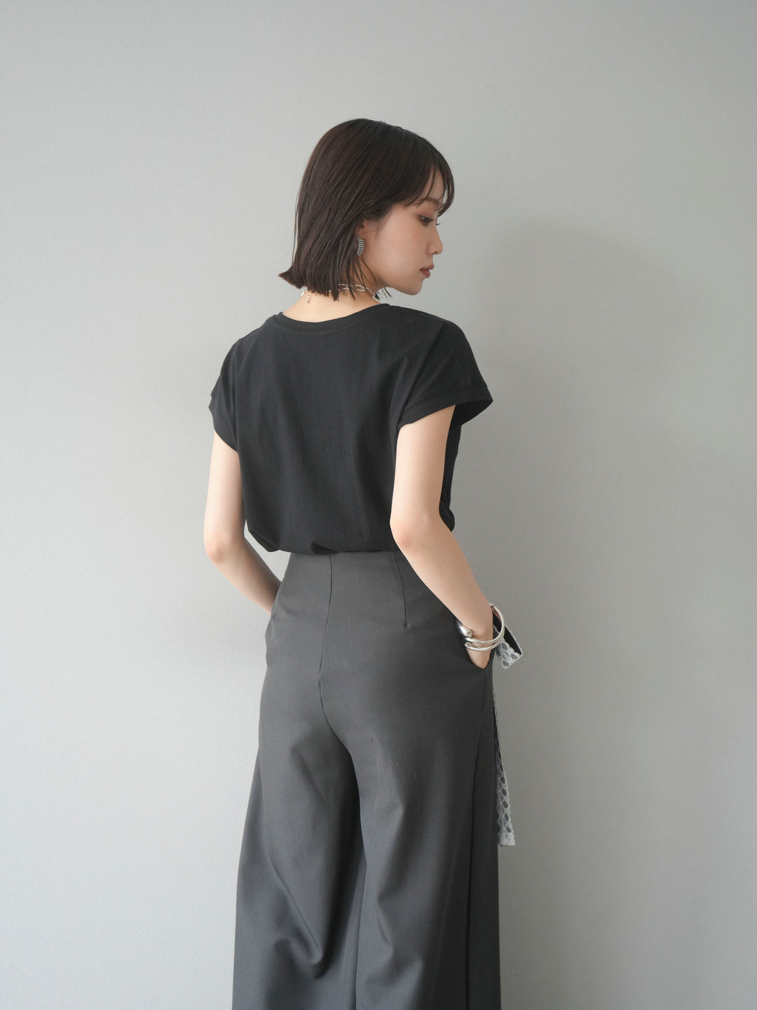 【預購】法式袖T卹/黑色