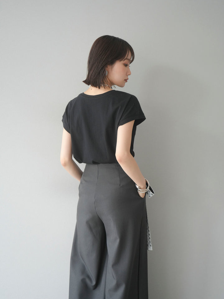 【預購】法式袖T卹/黑色