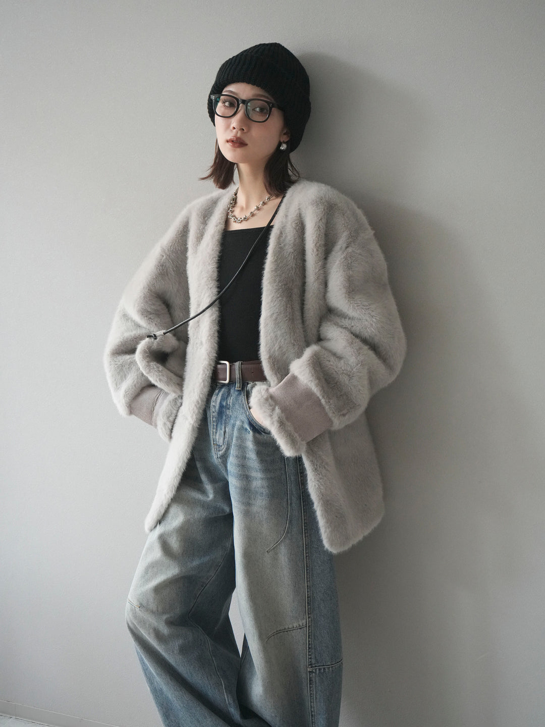 [SET]バッグ付エコファーノーカラーコート+ベルト付カーブデニムパンツ(2set)