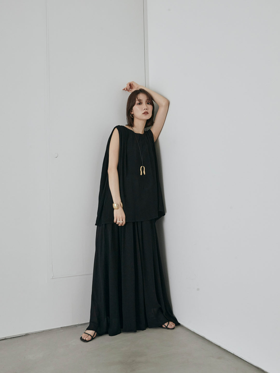 [預購] 透視喇叭長裙/黑色