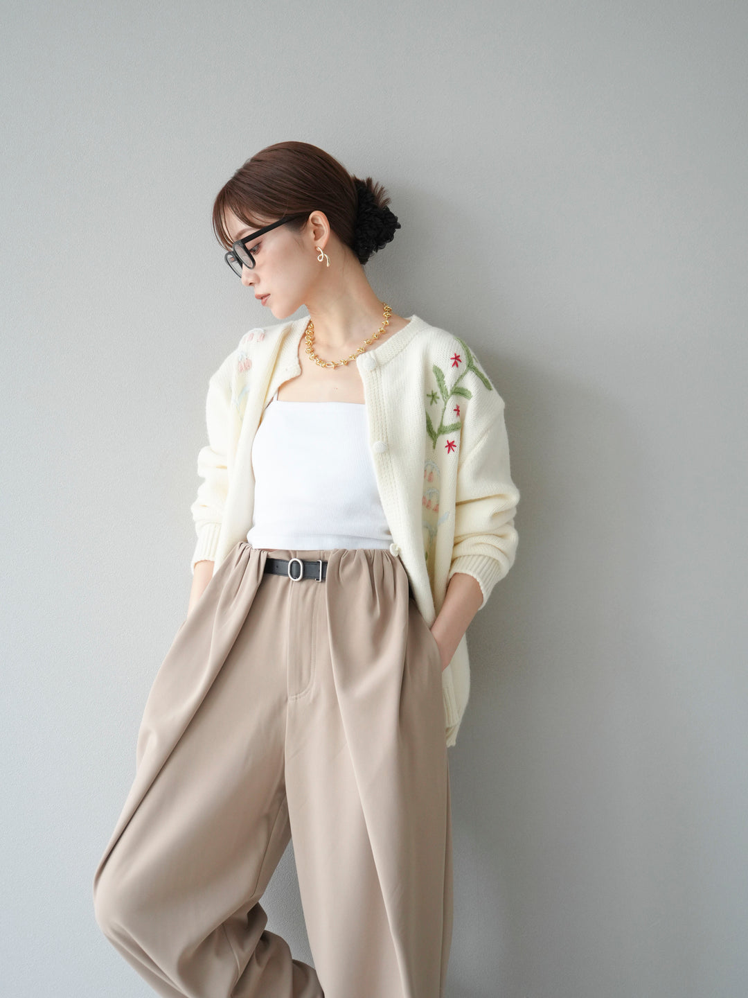 [SET]フラワー刺繍ニットカーディガン+ベルト付タックワイドパンツ(2set)