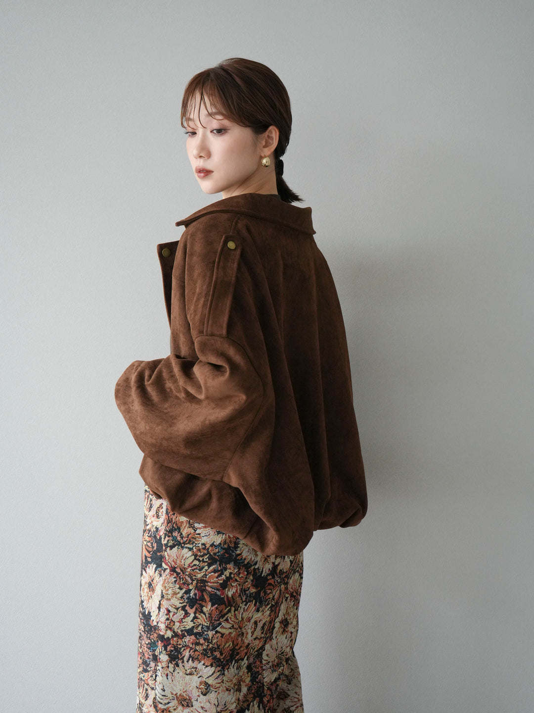 [SET] 麂皮外套上衣 + 小領法式針織上衣（2 組）