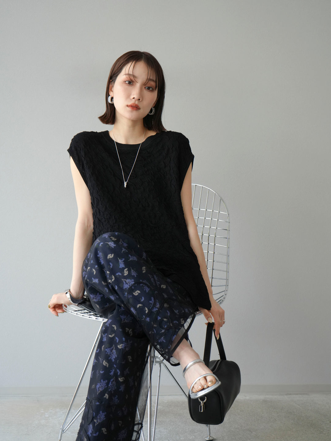 [SET]ポコポコノースリーブニットプルオーバー+コード刺繍チュールレイヤードパンツ(2set)