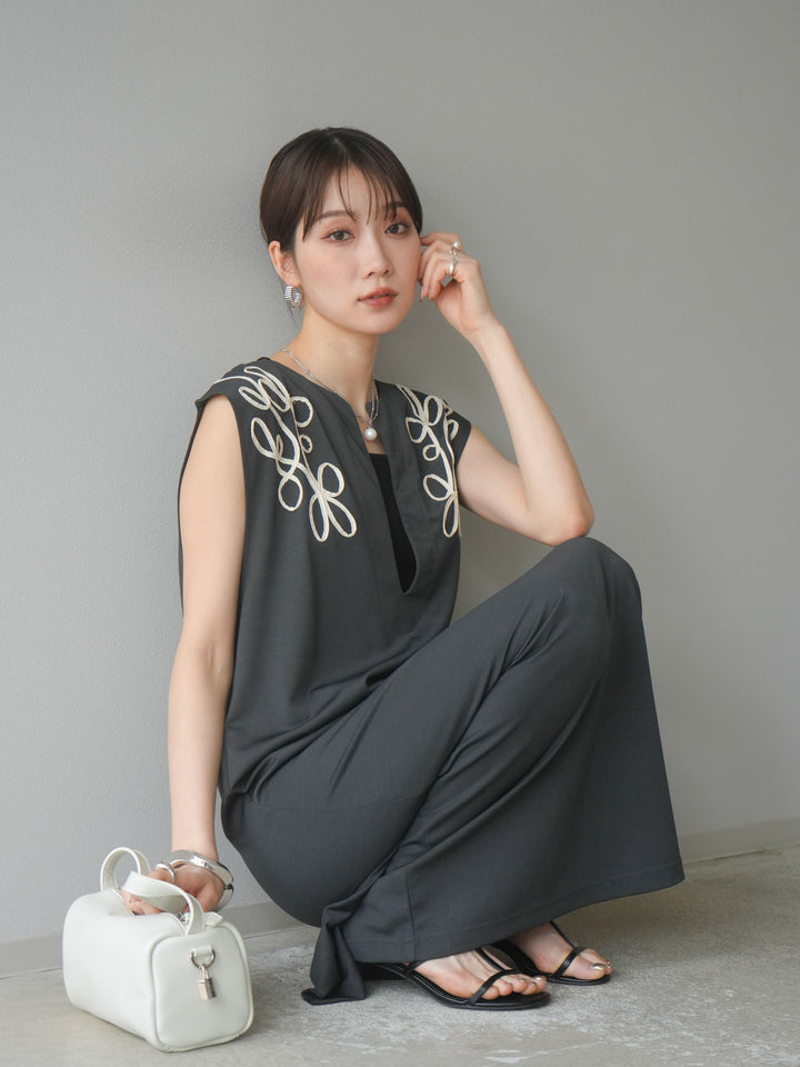 [予約]ライトポンチコード刺繍ワンピース/チャコール