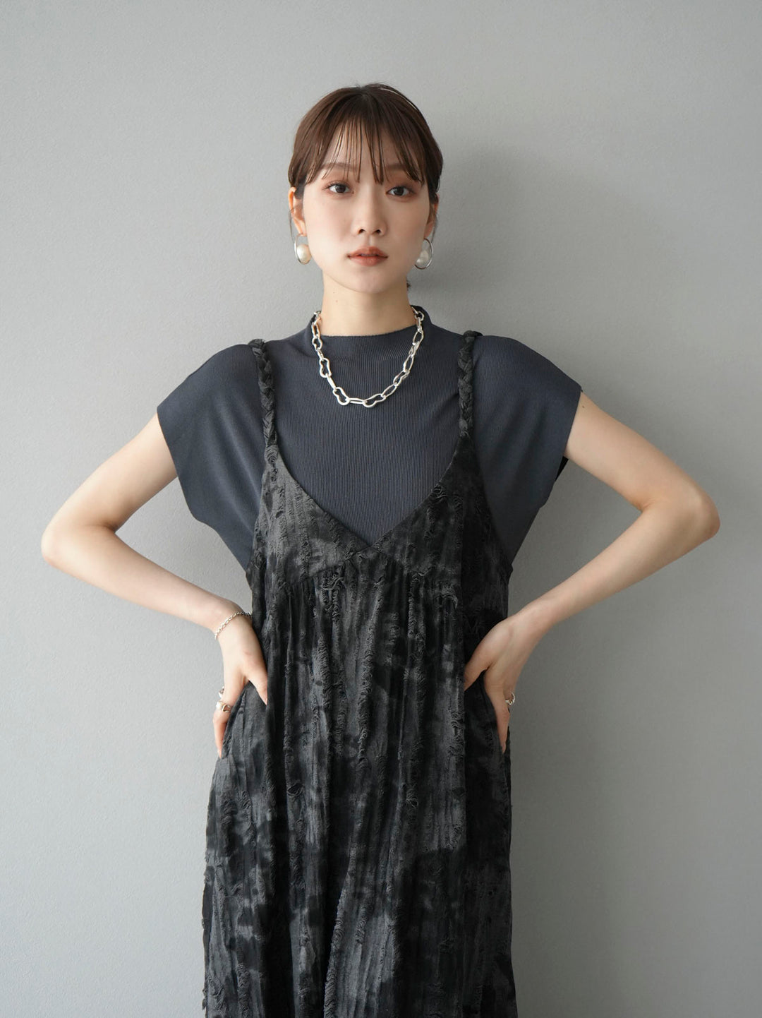 [Pre-order] Damaged Nuance Pattern Braided String Cami Dress/Black