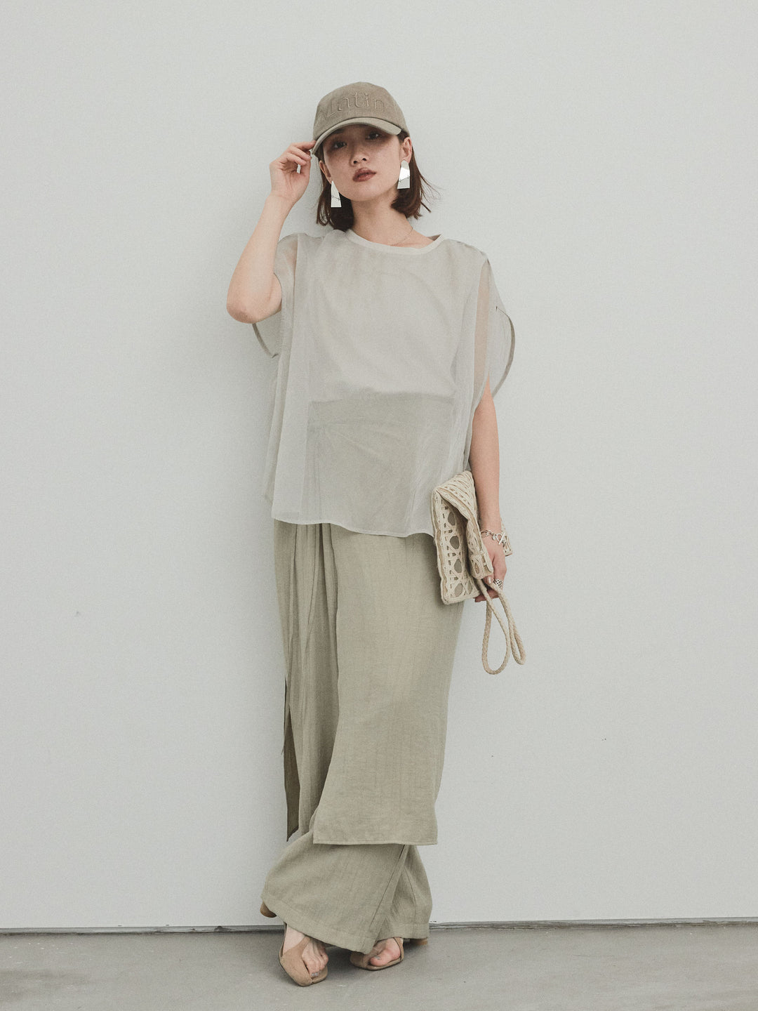 [予約]ワッシャーサテンレイヤードスカートパンツ/カーキベージュ