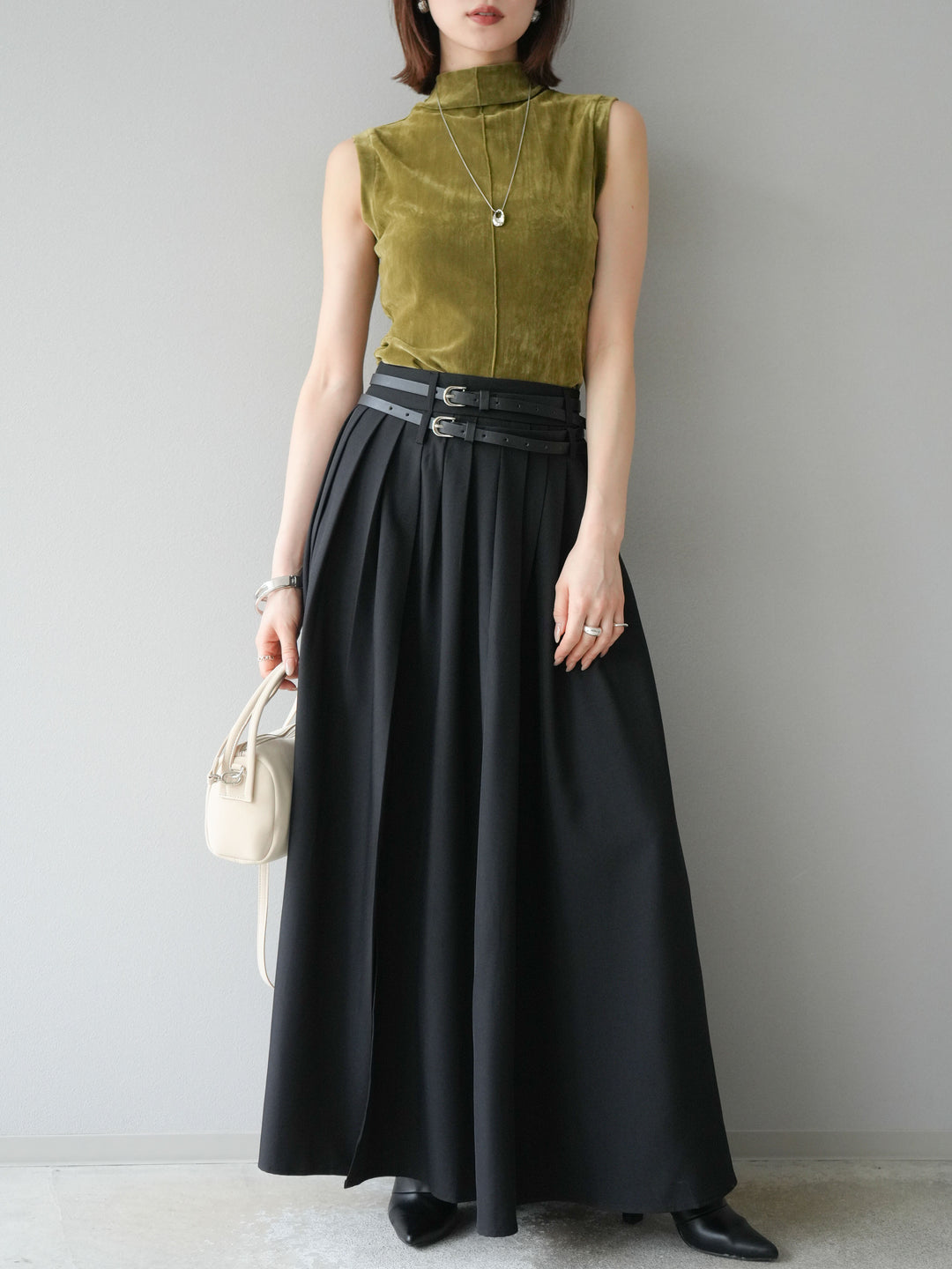 [予約]シアーベロアプチネックノースリーブトップス/カーキ