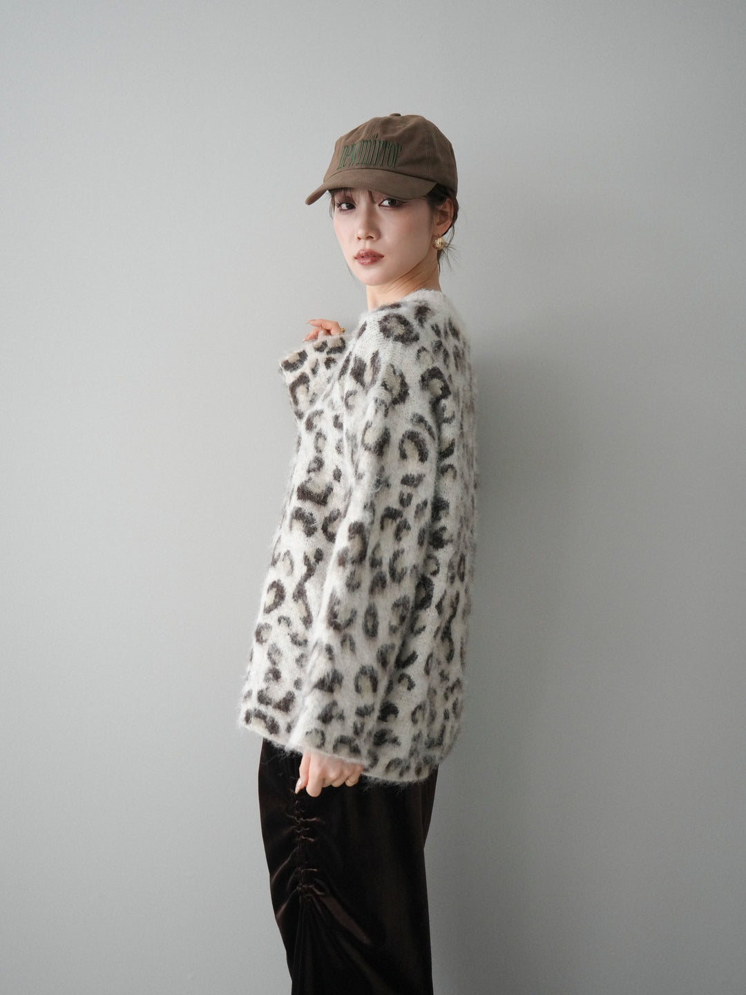 [予約]レオパードシャギーニットプルオーバー/apricot