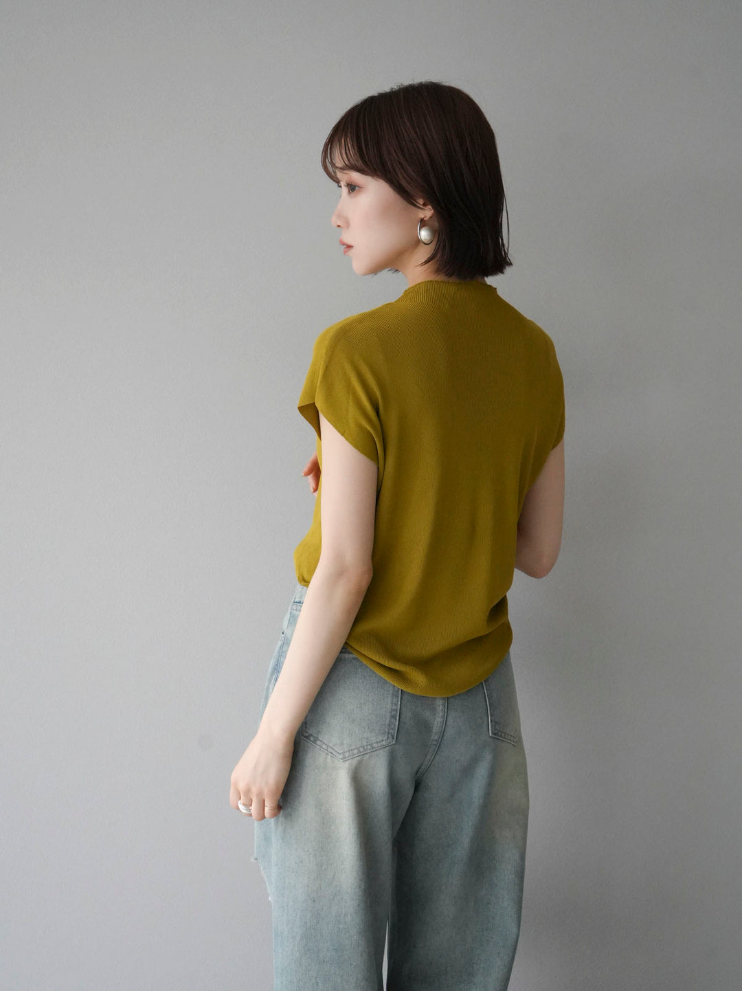 [Pre-order] Petite Neck Side Shirring Summer Knit Top/Green