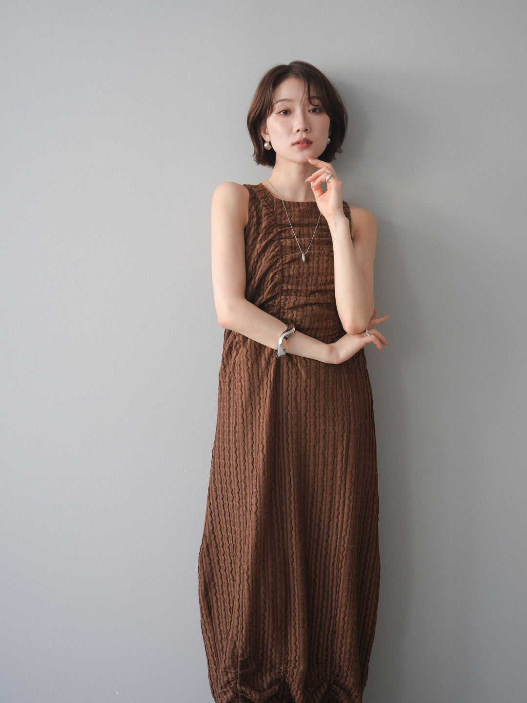 [予約]シャーリングジャガードノースリーブワンピース/brown