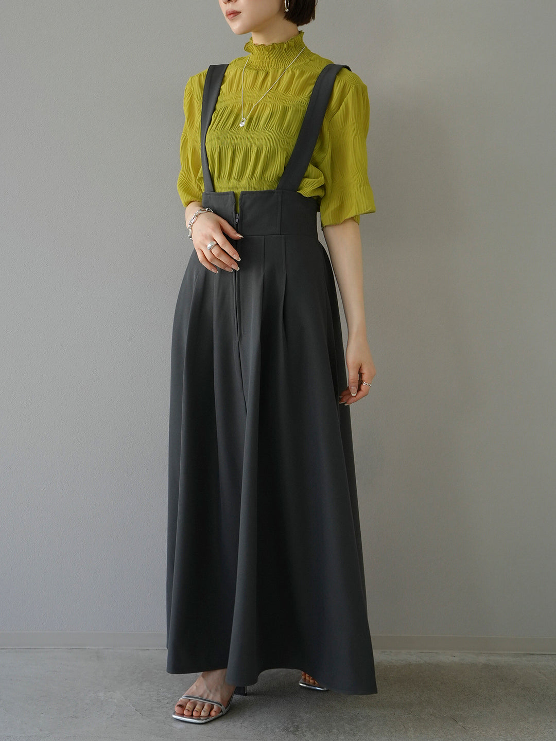 [SET] Shirring chiffon half sleeve blouse + 2WAY flare jumper skirt (2set)