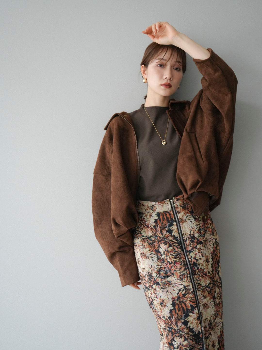 [套裝] 麂皮外套 + 小領法式針織上衣 + 哥布蘭前拉鍊緊身裙（3 套）