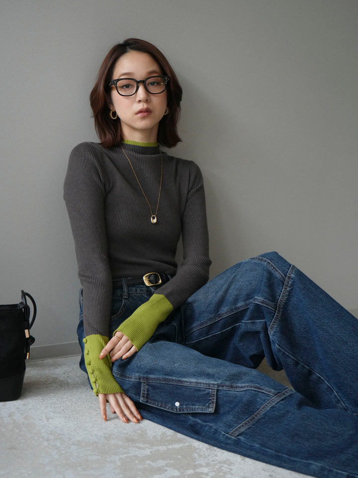 [予約]袖ボタンハイネック配色リブニットトップス/charcoal