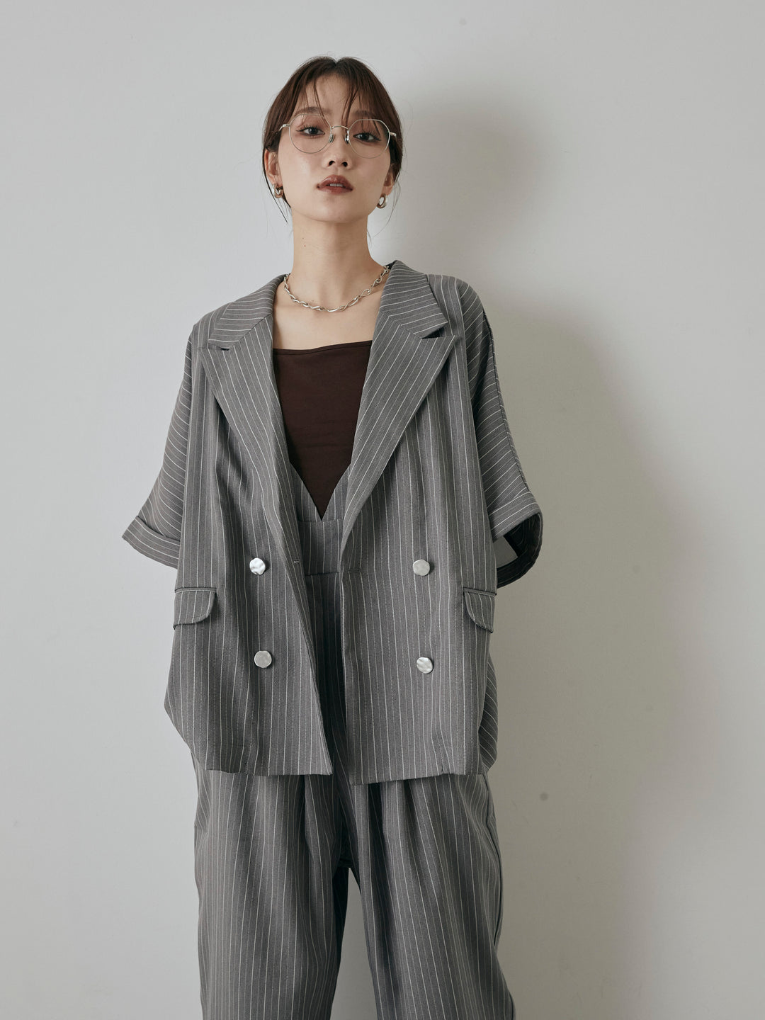 [予約]バックオーガンジーヘリンボーンストライプハーフジャケット/チャコール