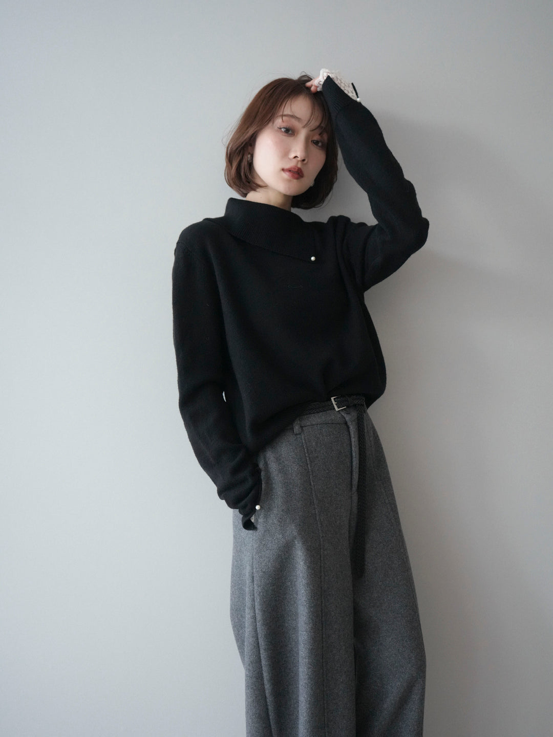 [SET]袖レースパール付き配色ニットトップス+ウールタッチカーブパンツ(2set)