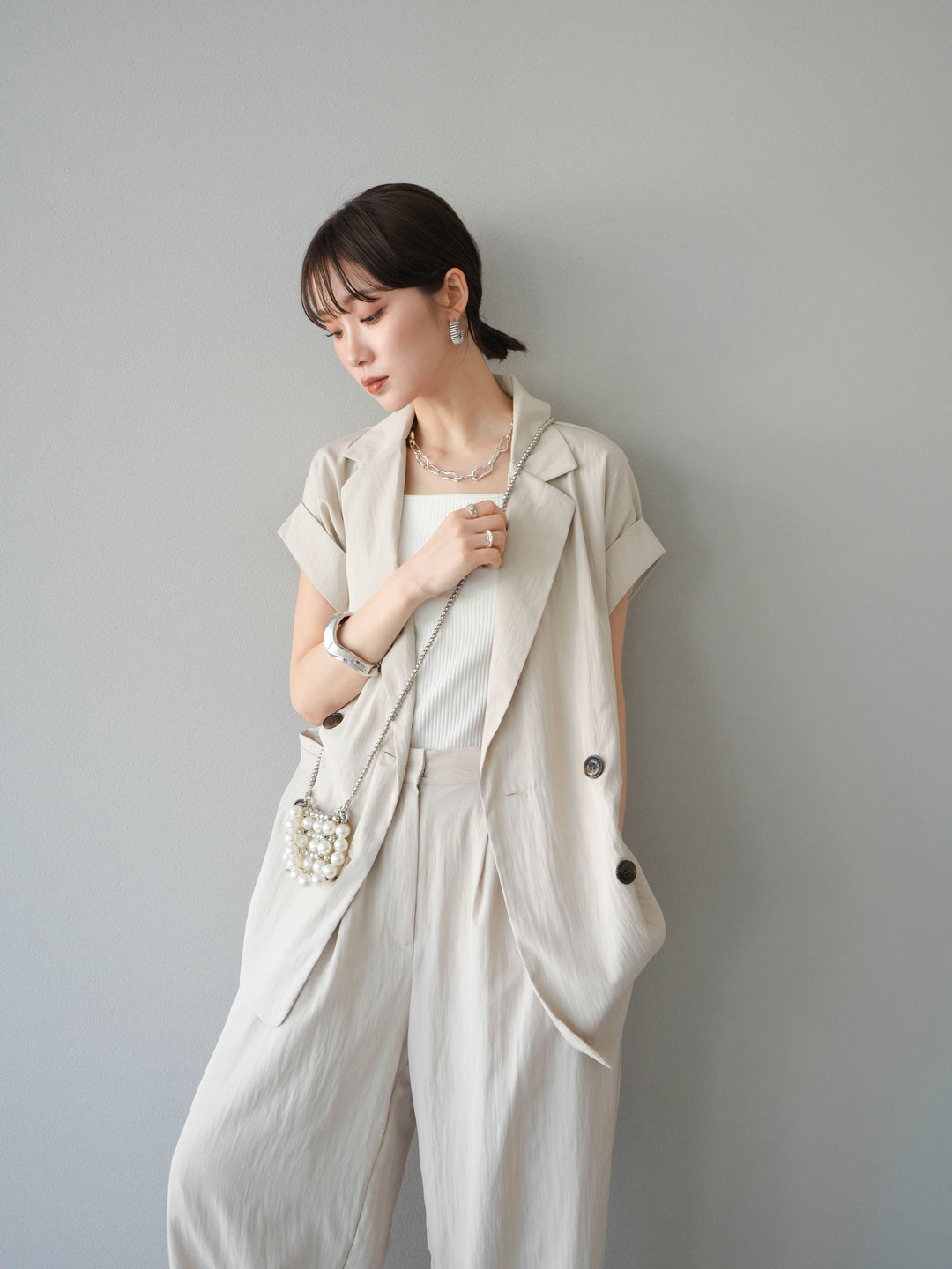 [套裝] 亞麻風格無袖雙背心 + 雙肩帶剪裁羅紋胸罩吊帶背心（2 件套）