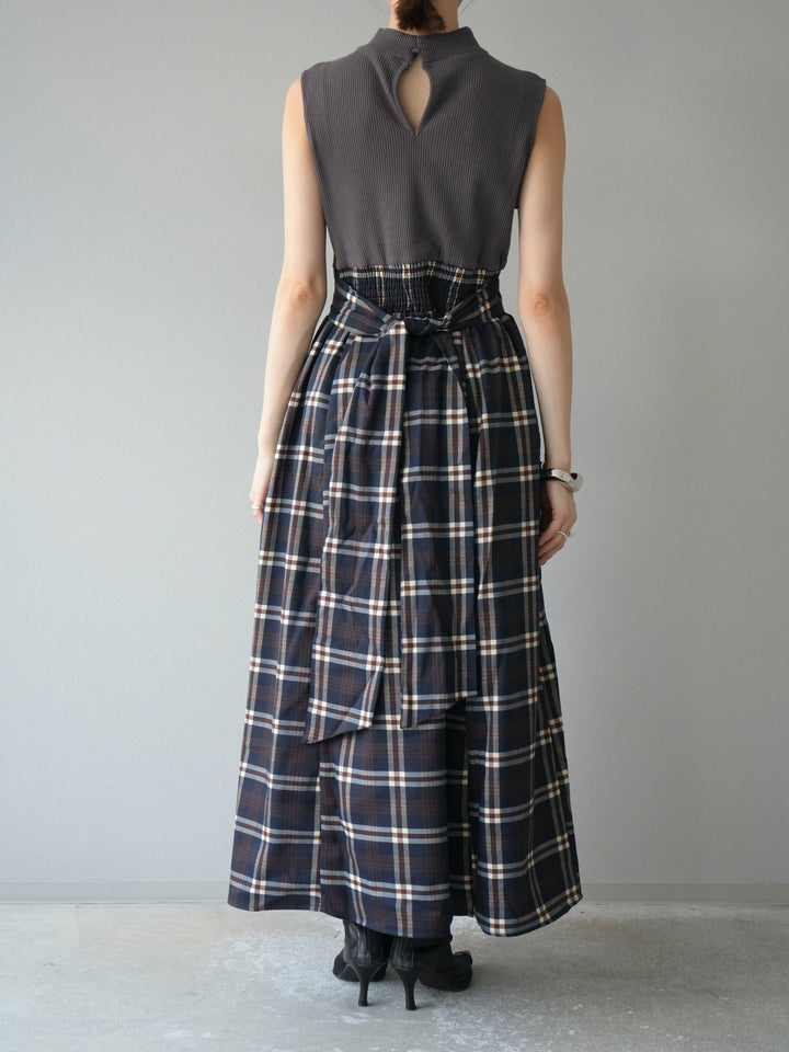 [予約]テレコ×チェックドッキングノースリワンピース/モカ×ネイビー