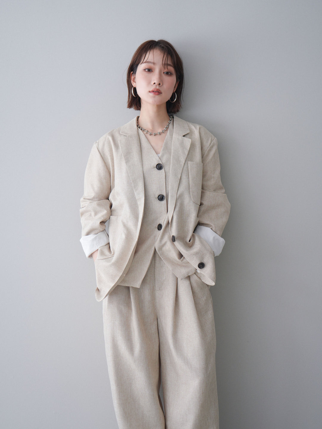 [SET]リネンライクテーラードジャケット+リネンライクバックオープンジレ+リネンライクタックワイドパンツ(3set)