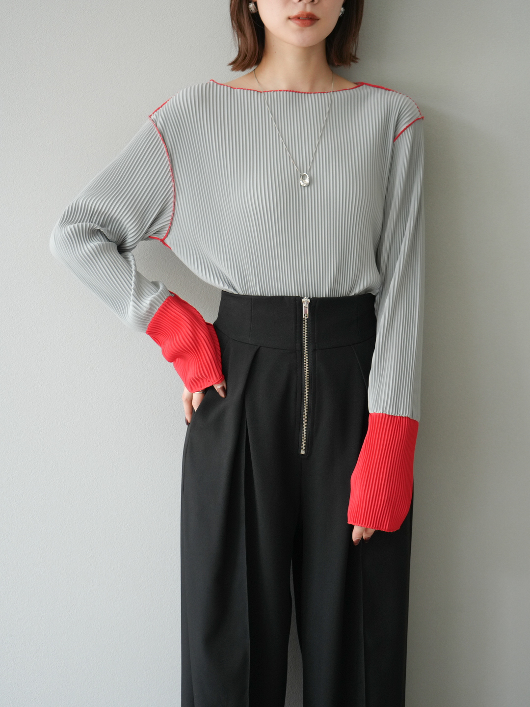 [予約]バイカラープリーツトップス/グレー