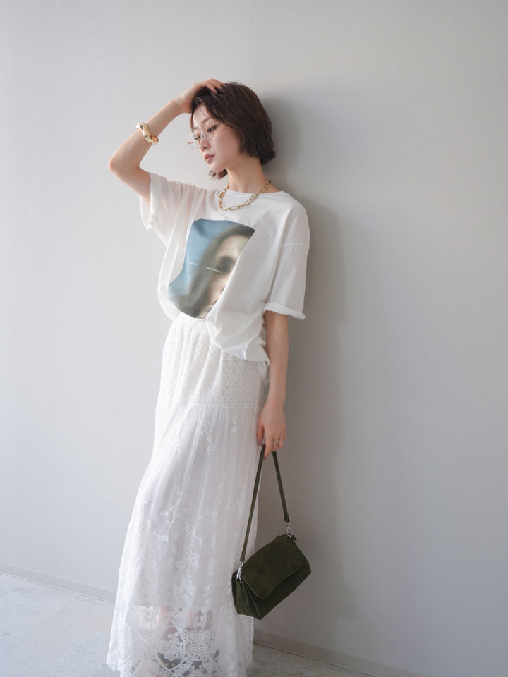 [SET]ブラーアートフォトTシャツ+シアーレースマキシスカート(2set)