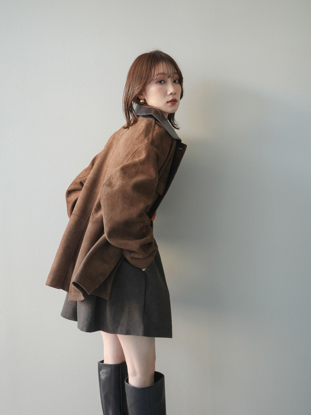 [SET]襟レザーステンカラースエードジャケット+ベルト付きタックミニスカート(2set)