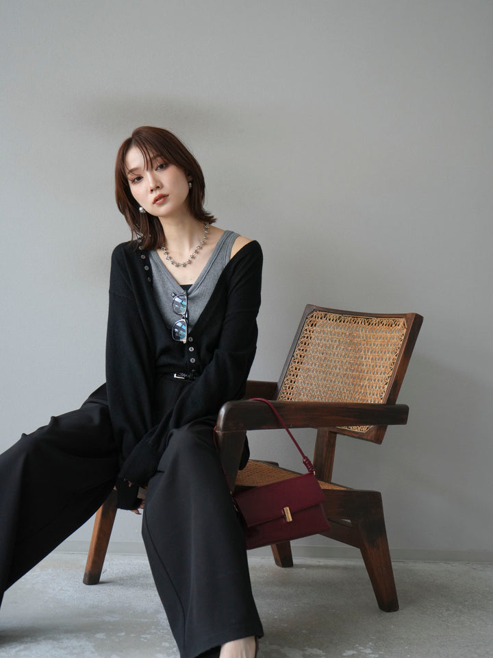 [予約]デザインボタンニットカーディガン＆タンクトップSET/ブラック