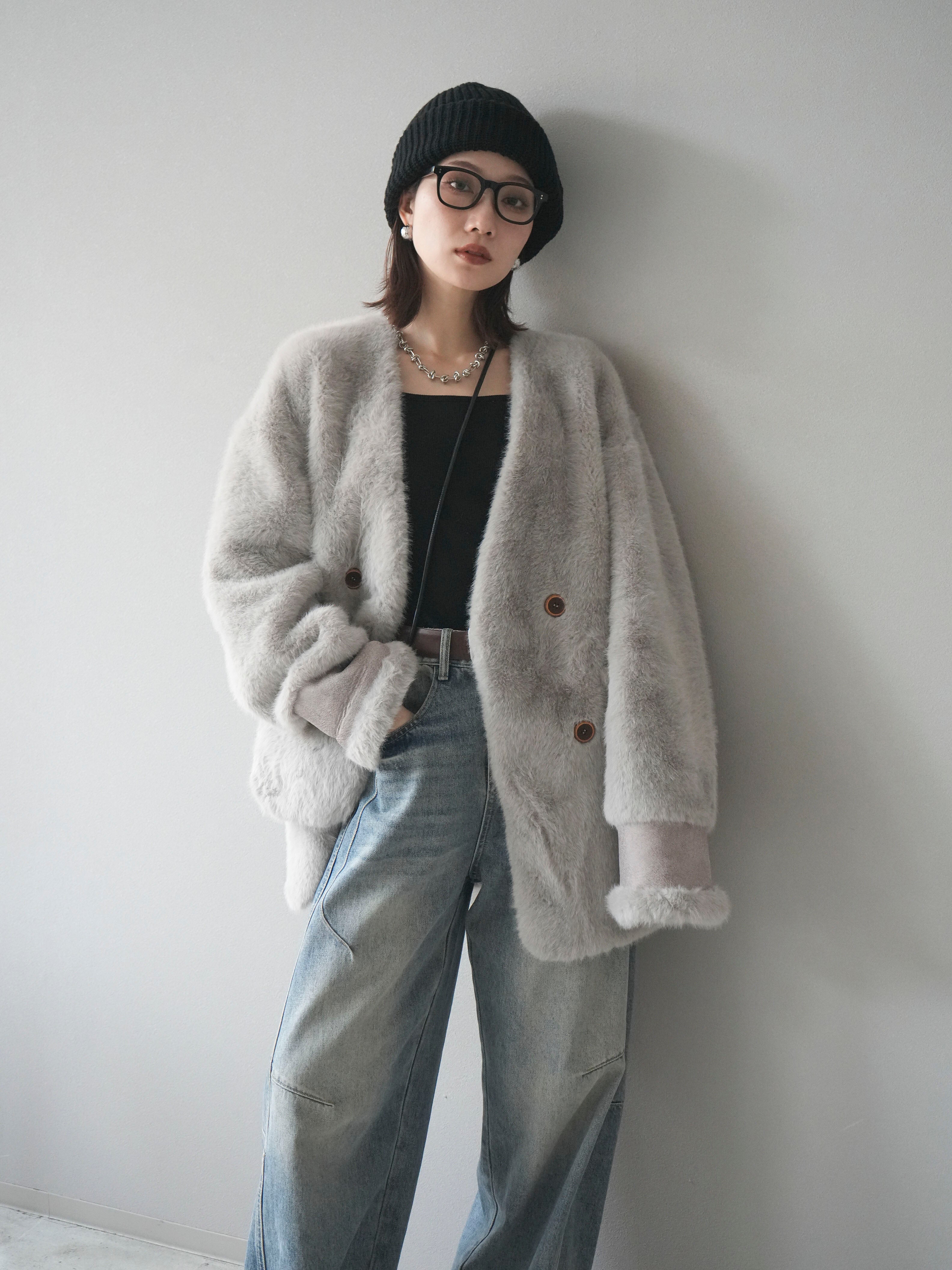 SET]バッグ付エコファーノーカラーコート+ベルト付カーブデニムパンツ