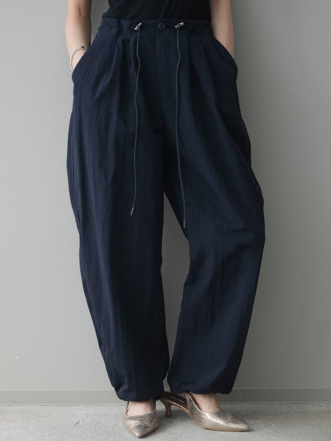 [予約]ドロストサイドラインナイロンパンツ/black